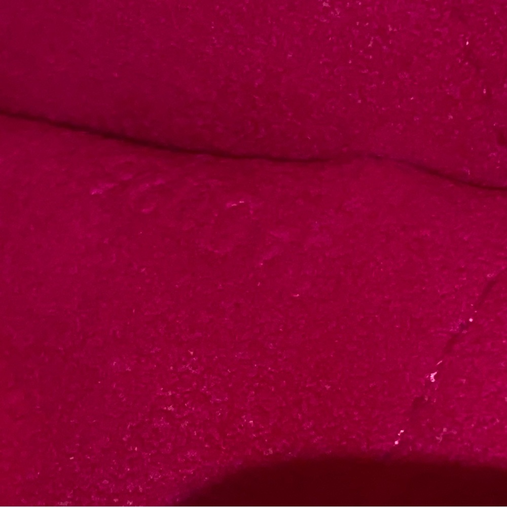 Louis Vuitton Limited Edition Perforated Musette Bag (Monogram & Fuchsia ) - Picture 6 of 16